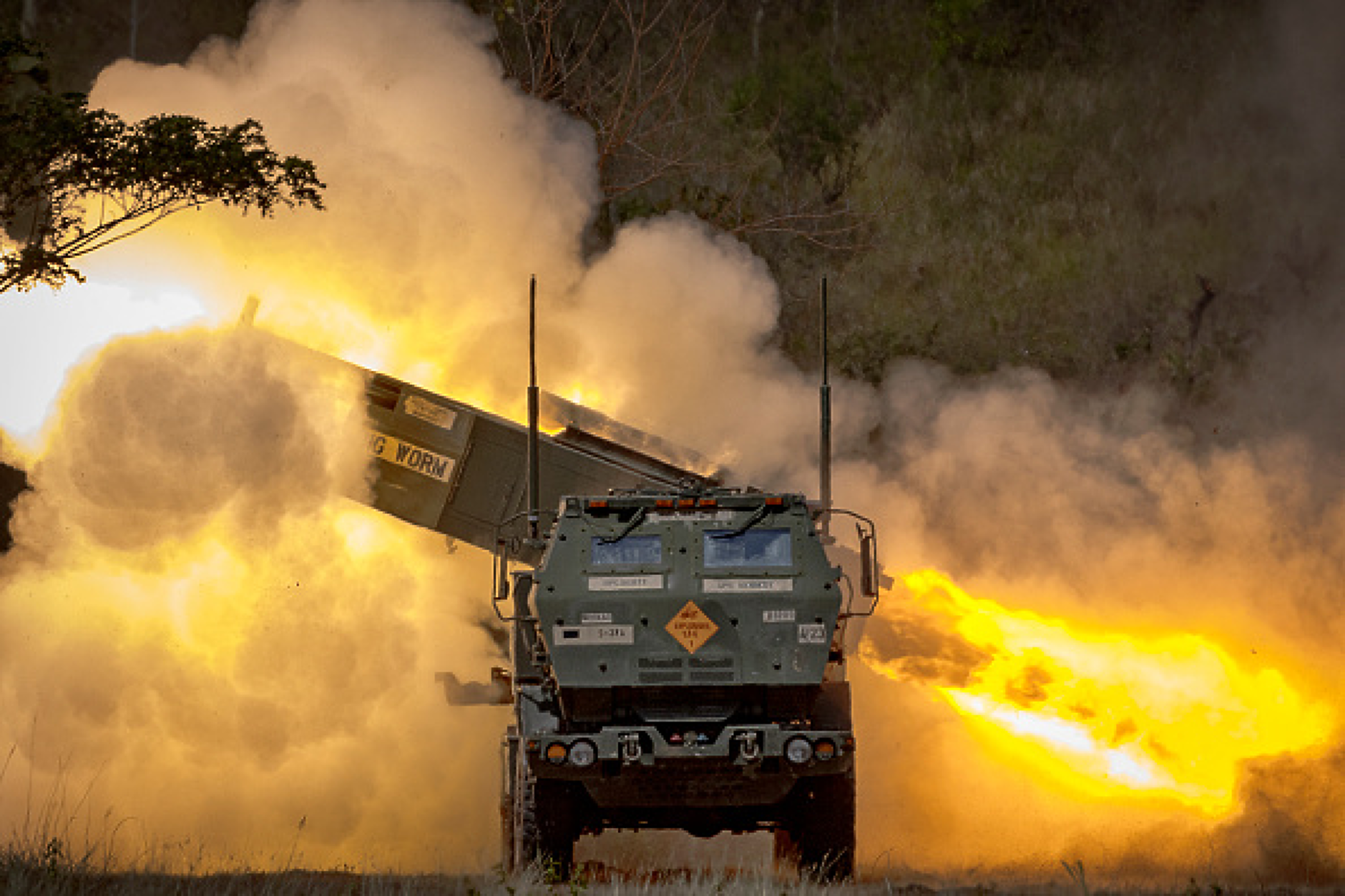 Taipei Times: Тайван укрепва отбраната си срещу Китай с още 28 комплекта HIMARS от САЩ