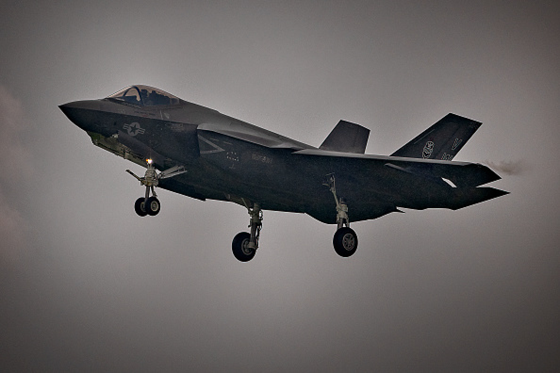Изостране на отношенията: Индия отказва да купува стелт изтребители F -35 от САЩ