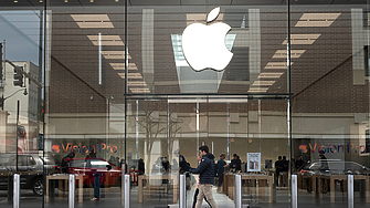Apple активно набира инженери и реформира екипа на Siri, за да създаде конкурент на ChatGPT
