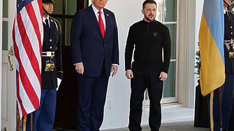 Двустранната среща между американския президент Доналд Тръмп и украинския му