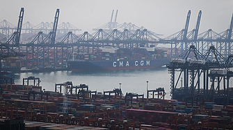 Ръстът на износа на Китай неочаквано се е ускорил миналия