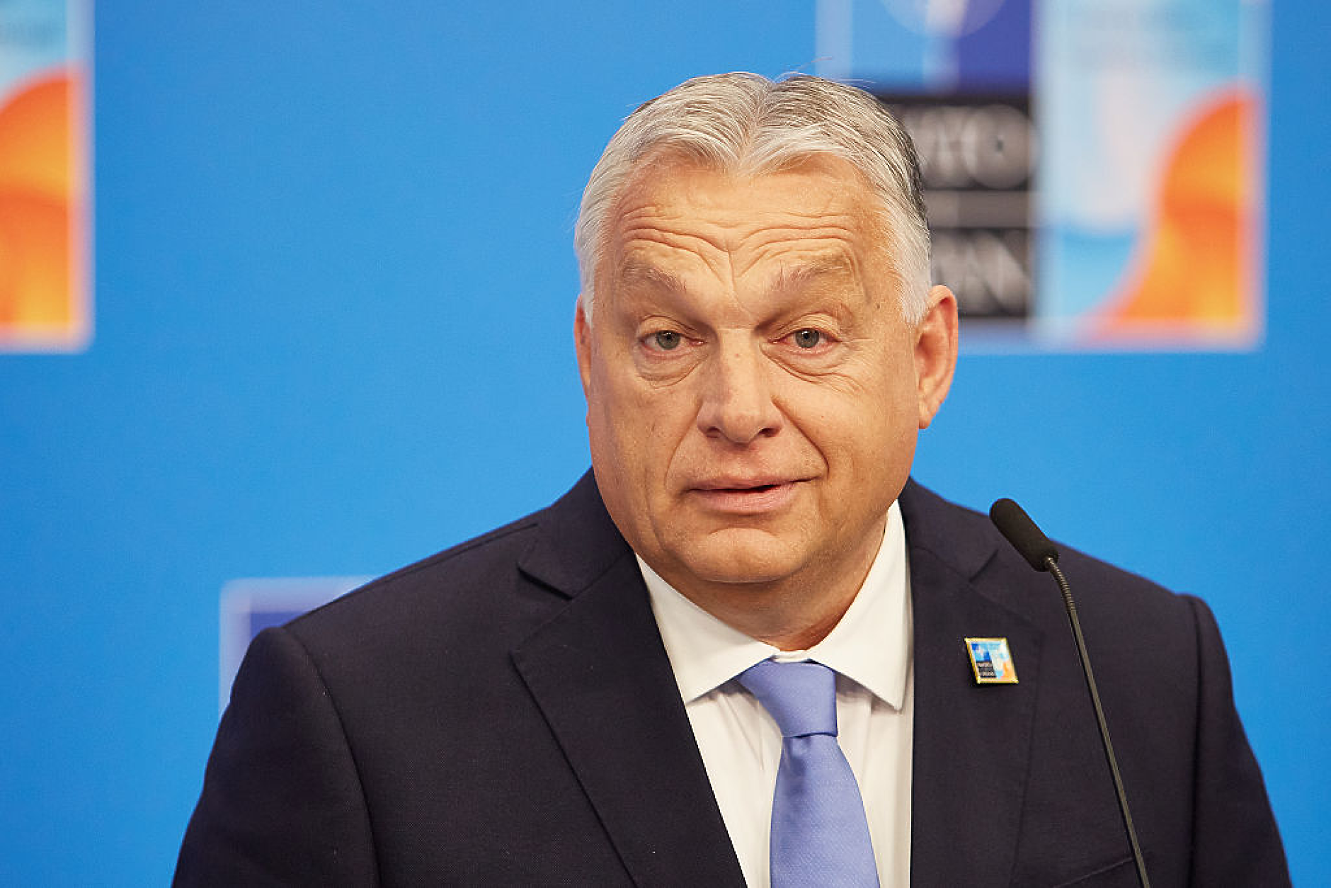 Орбан обеща жилищна субсидия за държавни служители в опит да събере подкрепа преди изборите
