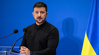 Президентът на Украйна Володимир Зеленски заяви че ще проведе среща