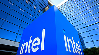 Обратен завой: Тръмп нарече шефа на Intel „успешен“ дни след като поиска неговата оставка