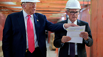 Президентът на САЩ Доналд Тръмп поднови в петък призивите си