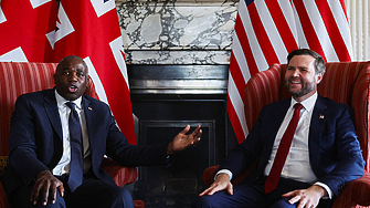 Британският външен министър Дейвид Лами и вицепрезидентът на САЩ Джей