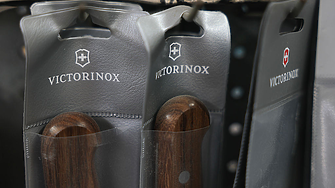 Victorinox обмисля преместване на част от производството си заради американските тарифи