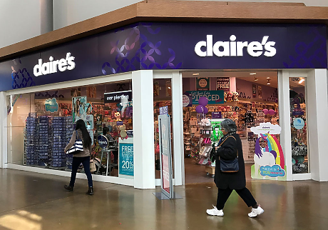 Фалиралият търговец на бижута Claire's ще продаде бизнеса си в Северна Америка