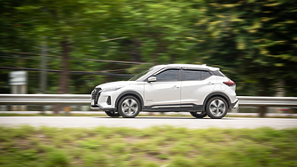 Nissan тества боя, която понижава температурата на автомобилите