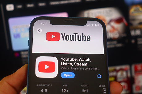 Youtube тества AI технология, с която да разбира дали потребителите са пълнолетни