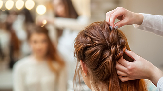 Марката за грижа за косата на Unilever TreSemmé представя своя