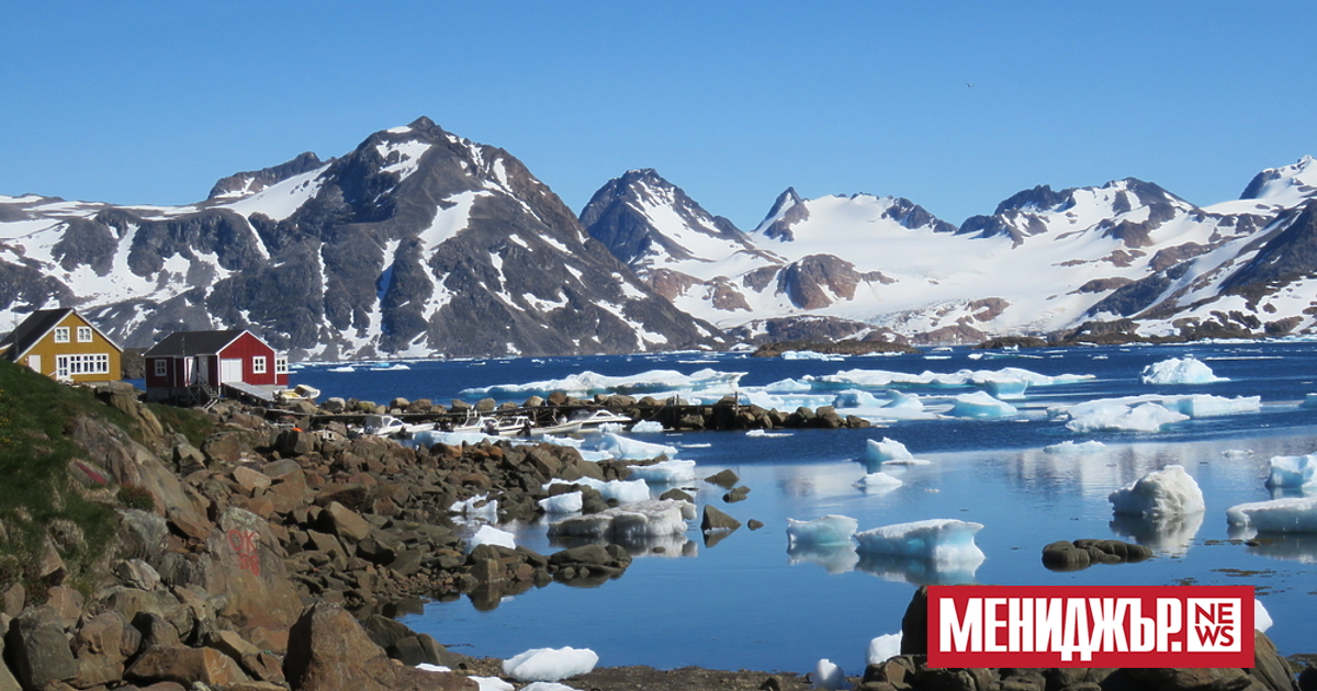 Езеро от разтопена се вода е създало дълбоки пукнатини в