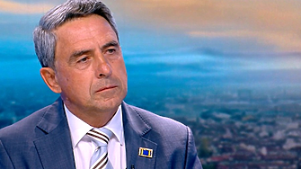 Киселова връща на президента Румен Радев искането за референдум за еврото