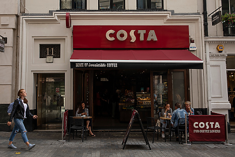Coca-Cola подготвя продажбата на веригата кафенета Costa Coffee