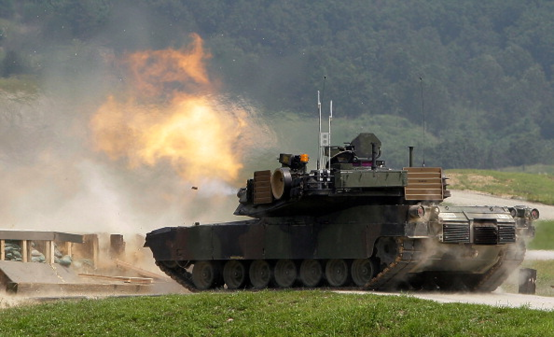 САЩ доставиха на Полша партида от най-новата версия на танковете Abrams 