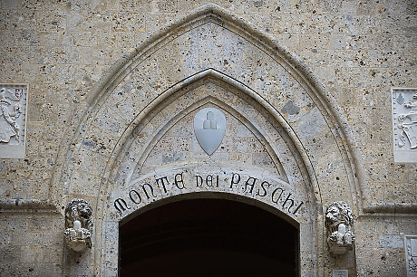 Monte dei Paschi поема контрола над Mediobanca в сделка, която разтърсва банковия сектор на Италия 