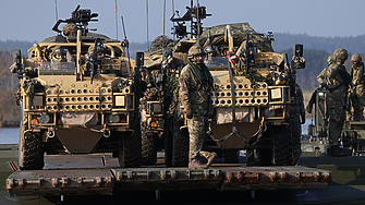 Началниците на отбраната на Украйна Съединените щати и пет други