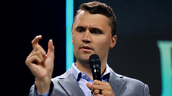 Ден след публичното убийство на популярния консервативен активист и съратник