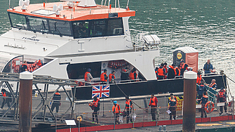 Рекордни 111 000 молби за убежище са подадени в Обединеното