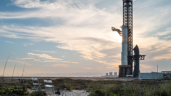 Десетият тестов полет на ракетата Starship на SpaceX беше отложен заради лоши метеорологични условия