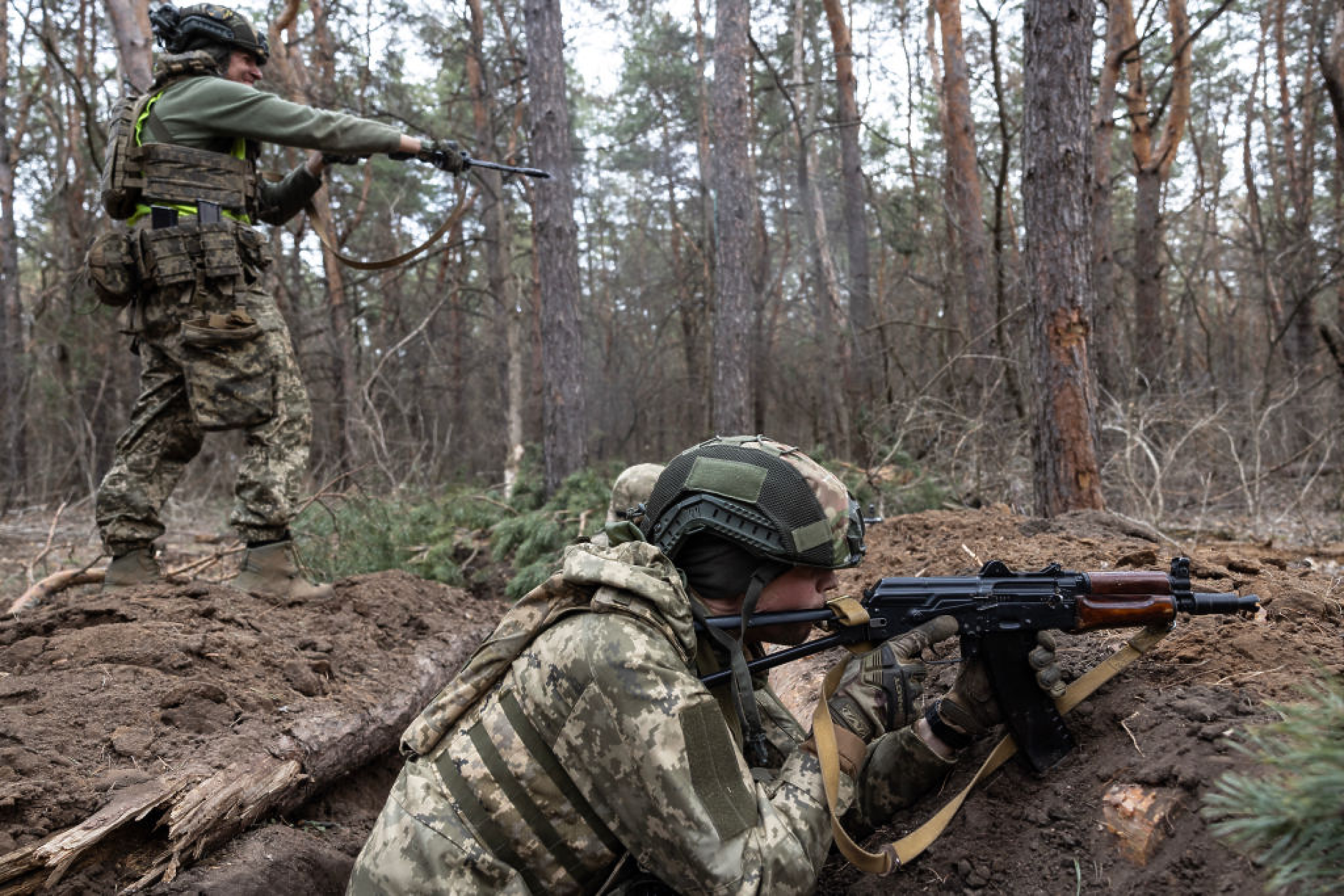 Украинските мъже на възраст между 18 и 22 години вече ще могат да преминават свободно държавната граница