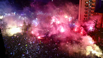 Десетки хиляди граждани изпълниха улиците на сръбската столица Белград тази