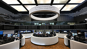 Европейските борсови индекси регистрираха понижения в ранната търговия в петък