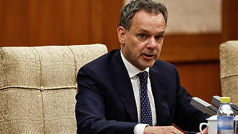 Правителството в Нидерландия се разпада заради политиката на страната към