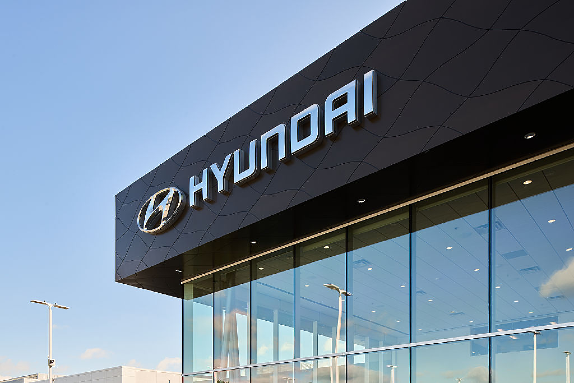 Hyundai съобщава, че отварянето на завода в САЩ ще се отложи