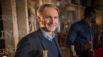 Американският писател Дан Браун издаде първия си роман от девет