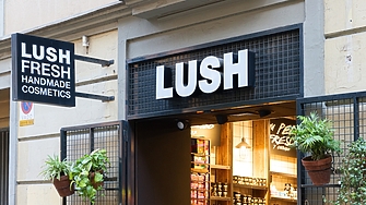 Козметичната компания LUSH затвори магазините си във Великобритания в знак на протест срещу глада в Газа