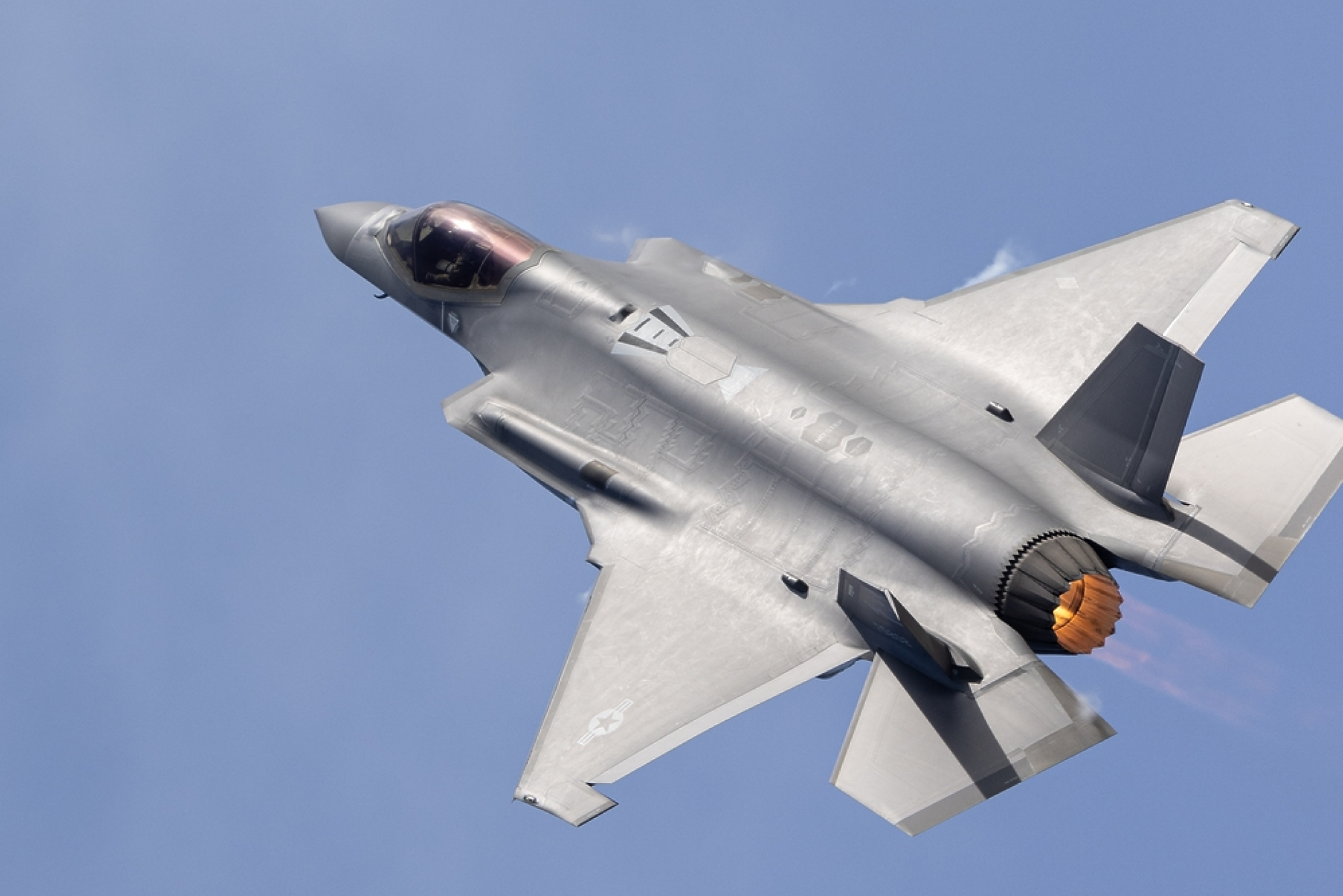 Гърция обмисля дали да поръча повече изтребители F-35