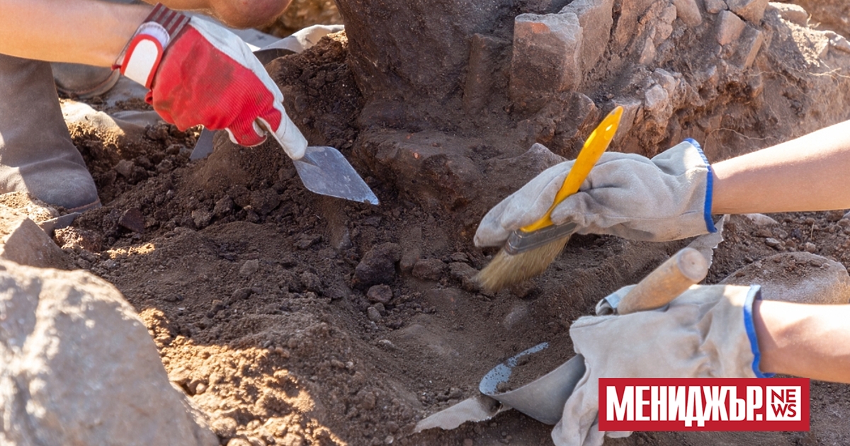 Археолози в Албания са открили римска погребална камера, датираща от