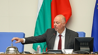 Няма защо да се разследва ситуацията със самолета на председателя