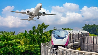 Автономни автомобили мобилност с нулеви емисии и очила с добавена