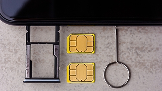 Новият iPhone: Идва ли краят на симкартата? 