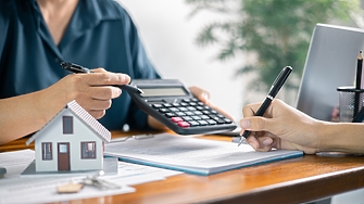 Само за месец юли изтеглените от банките потребителски и ипотечни