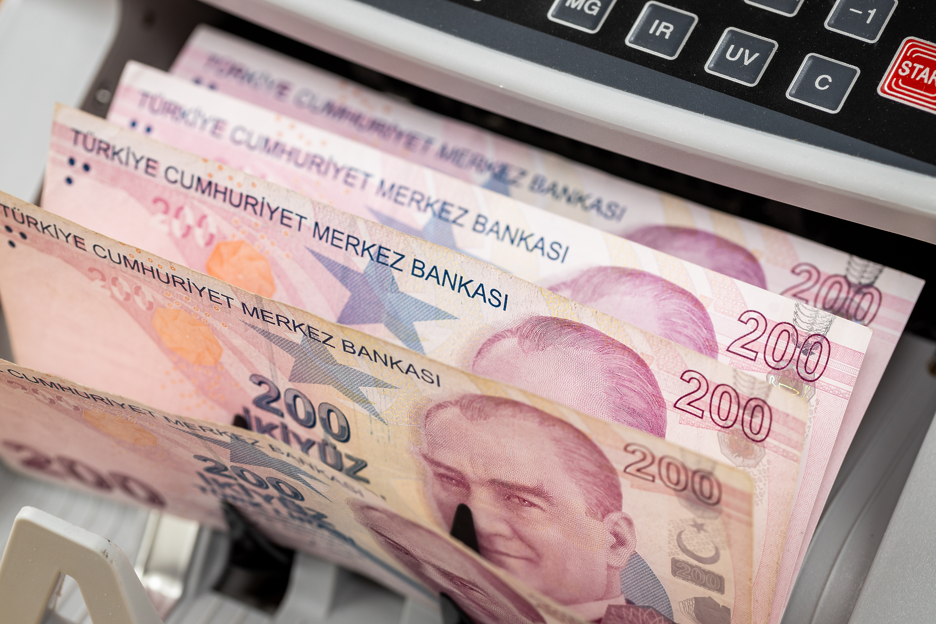 Турция отчете инфлация от 32,95 на сто през август - най-ниската от близо 4 години