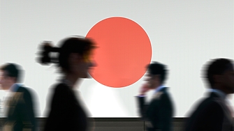 Токио реши да затвори всичките шест клона на Японския център