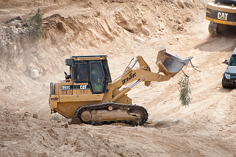 Норвежкият суверенен фонд постави Caterpillar в черен списък заради нарушения на международното хуманитарно право