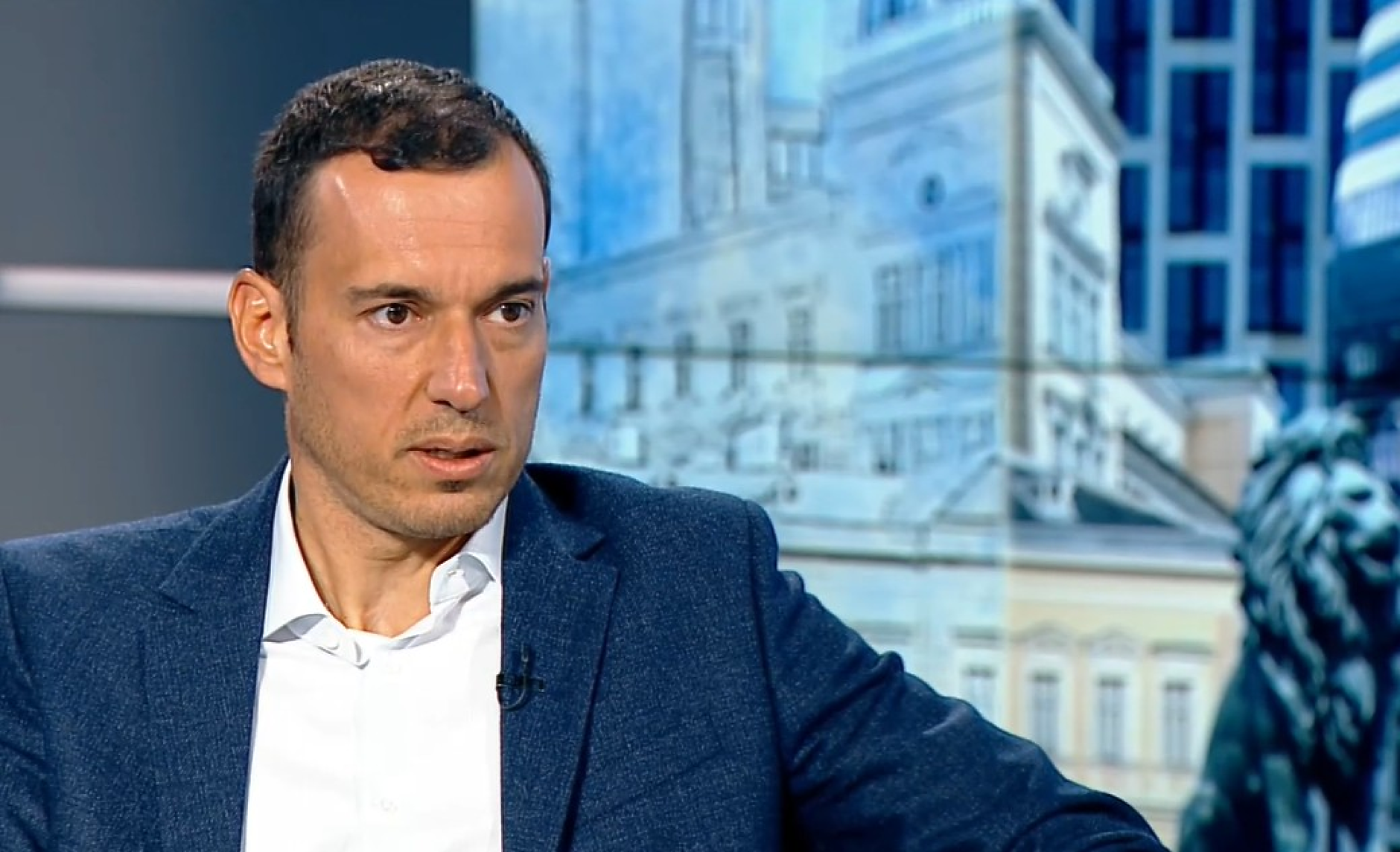 Терзиев за боклука в София: Няма да подпиша договор за 400 лв. щом в поръчката сме заложили 200