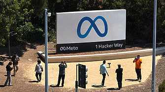 Двупартийна група от американски сенатори поиска от Meta да представи