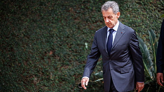 Бившият френски президент Никола Саркози бе осъден на пет години