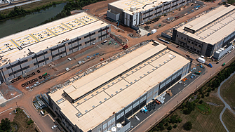 OpenAI Oracle и SoftBank обявиха във вторник планове за пет