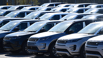Jaguar Land Rover ще замрази производството си поне до 24 септември