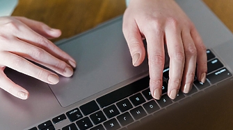 Репресиите на талибаните чиято цел е да предотвратят разпространението на