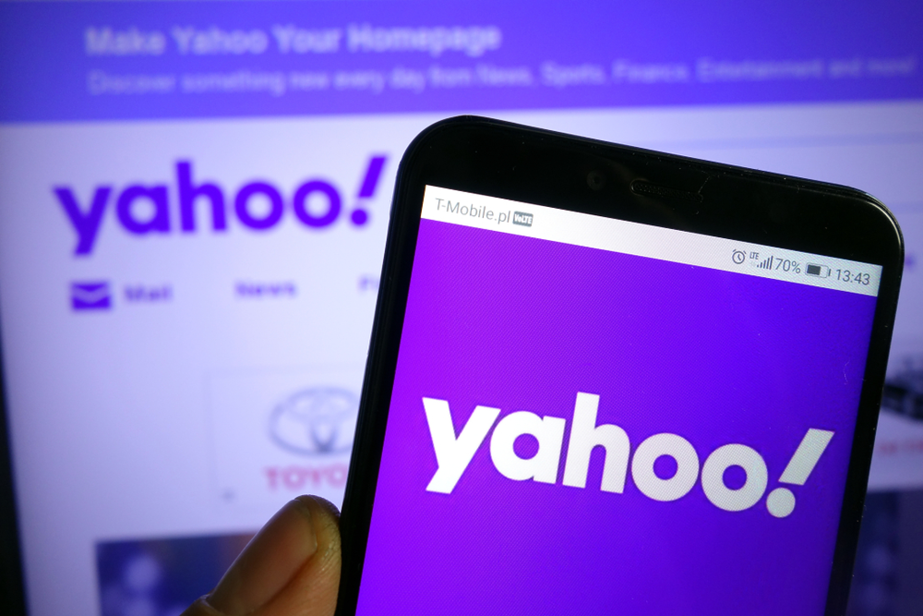 Yahoo е близо до сделка за продажба на AOL на италианската Bending Spoons за 1,4 милиарда долара