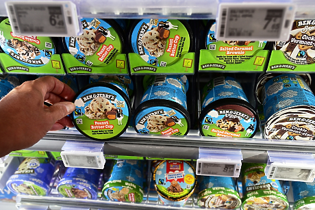 Съосновател на Ben & Jerry's подава оставка след разрив с компанията майка Unilever заради войната в Газа