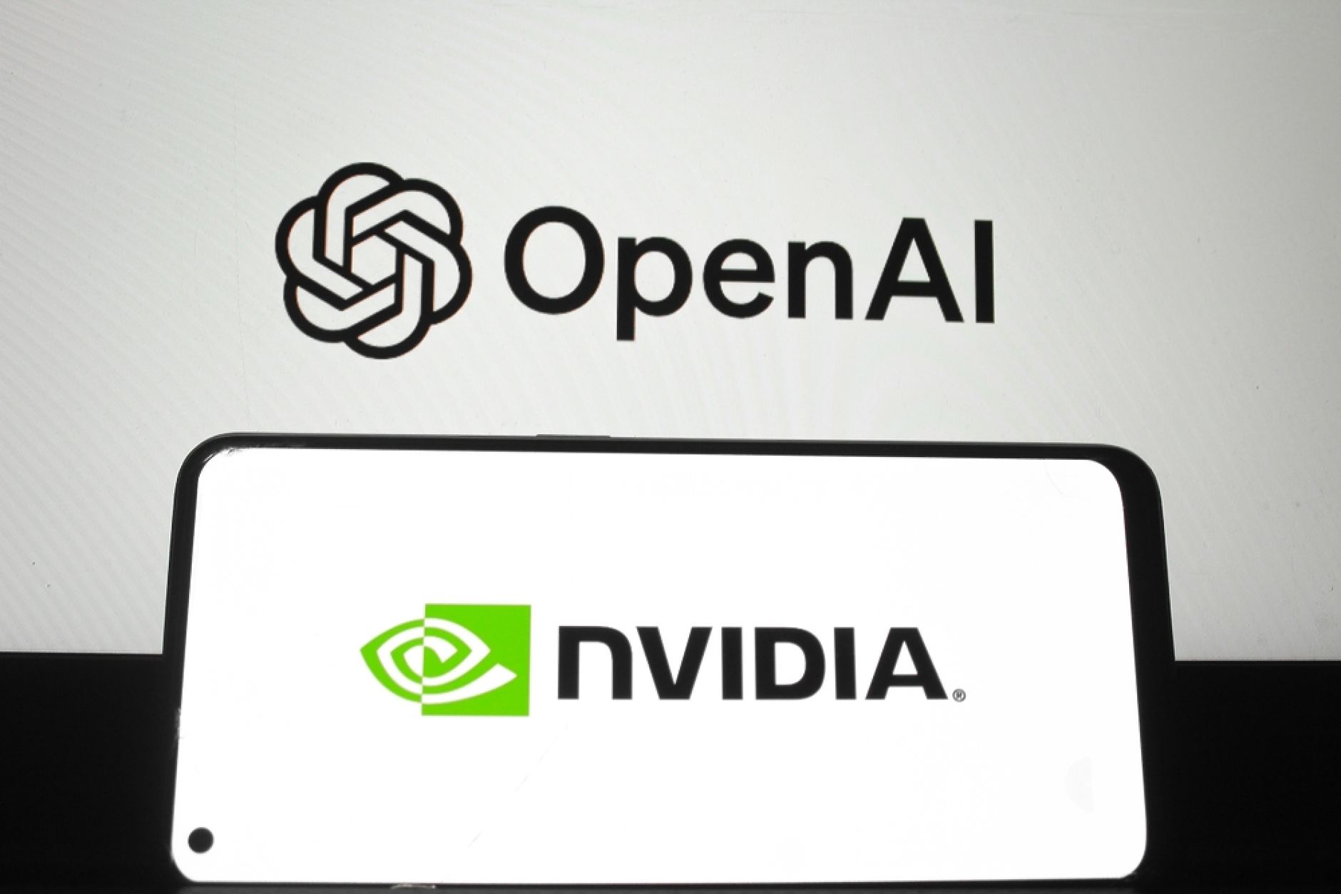 Nvidia планира да инвестира до 100 милиарда долара в OpenAI