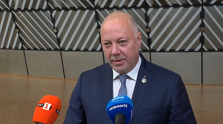 Желязков: Имаме месец да решим как да подходим към „Лукойл Нефтохим“ след американските санкции